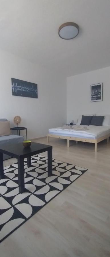 Blue Moon Apartman Eger Exterior foto
